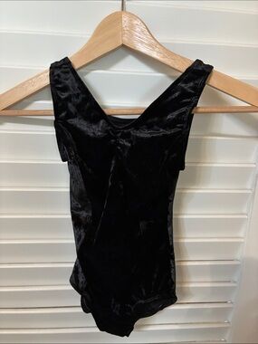 Large child Suffolk dance velvet leotard